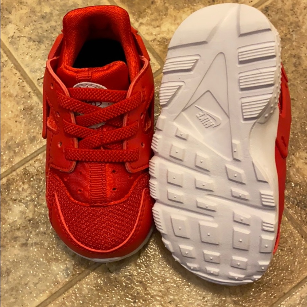 Baby nike Huaraches - Picture 2 of 2